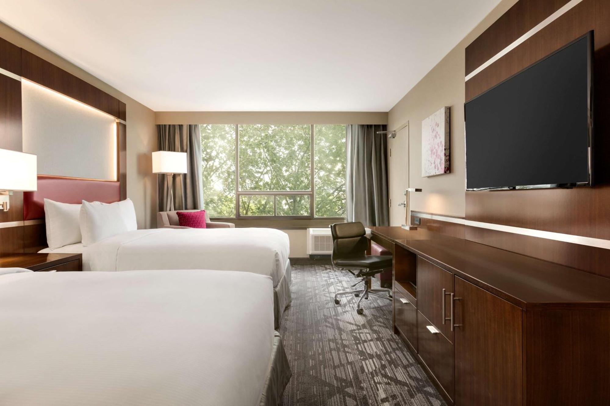 Doubletree By Hilton Hotel Toronto Airport West Mississauga Dış mekan fotoğraf