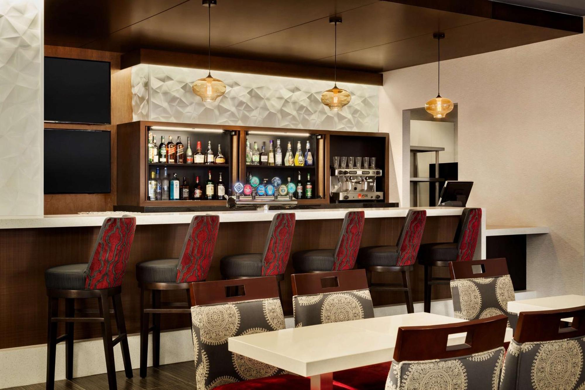 Doubletree By Hilton Hotel Toronto Airport West Mississauga Dış mekan fotoğraf