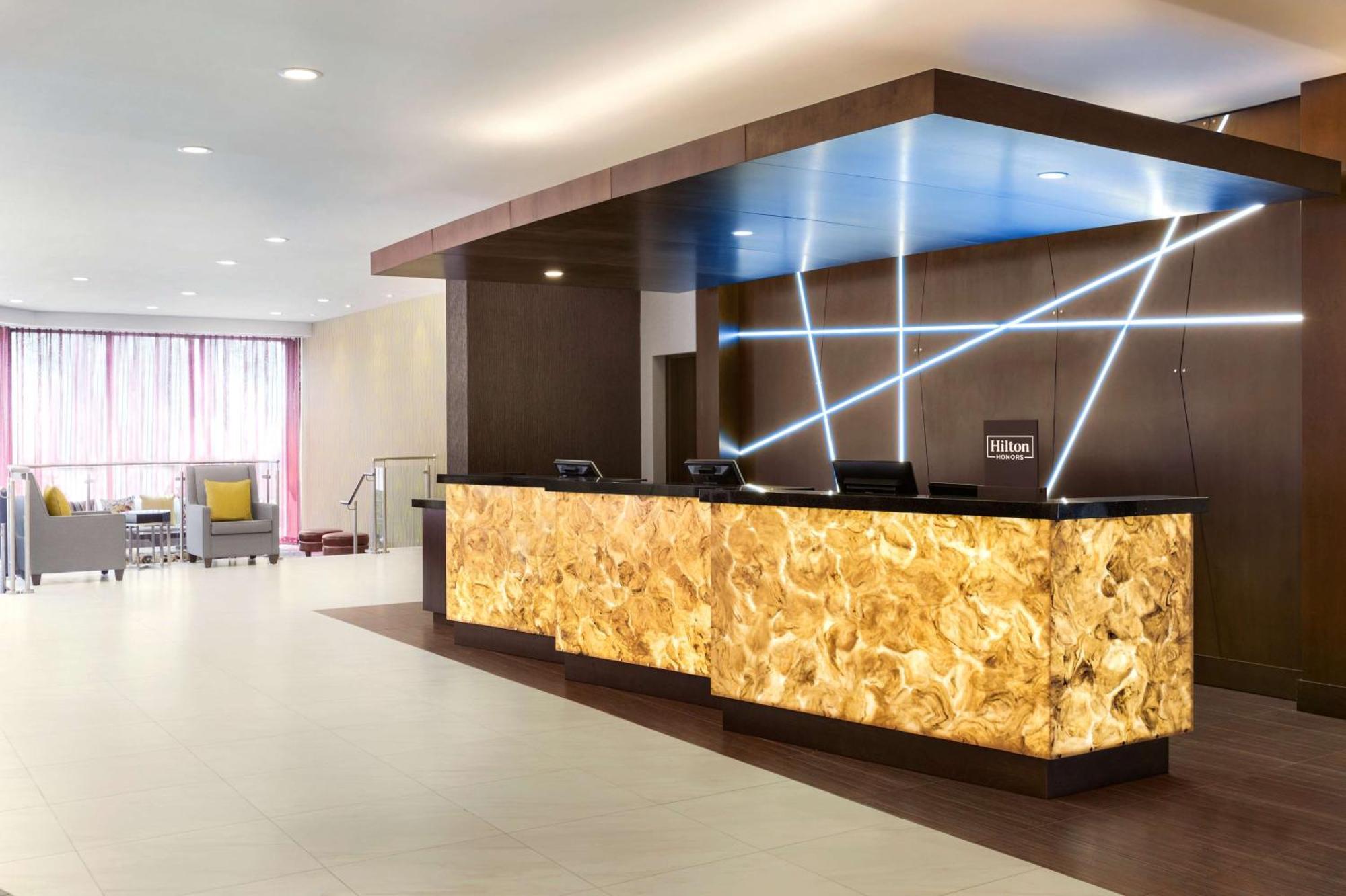 Doubletree By Hilton Hotel Toronto Airport West Mississauga Dış mekan fotoğraf